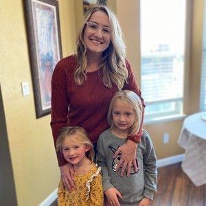 Meet your Posher, Desiree